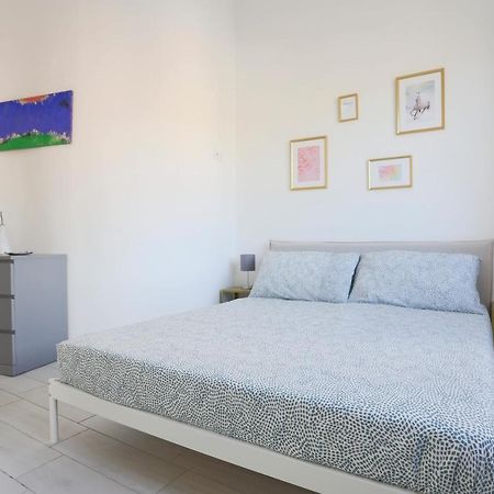 Bright & Central Apartment Near The Station ساليرنو المظهر الخارجي الصورة