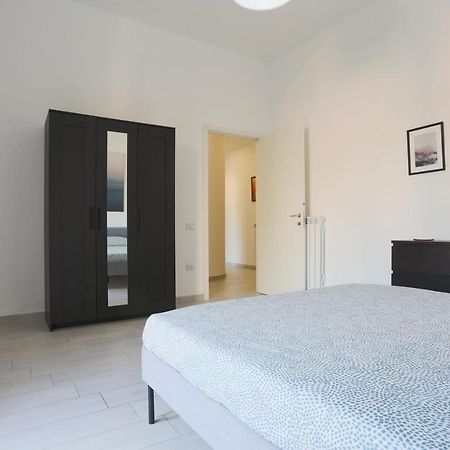 Bright & Central Apartment Near The Station ساليرنو المظهر الخارجي الصورة