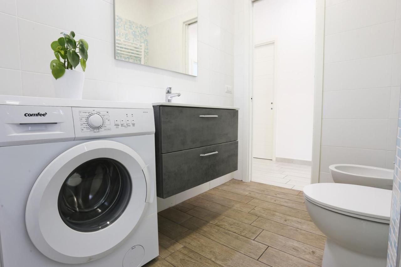 Bright & Central Apartment Near The Station ساليرنو المظهر الخارجي الصورة